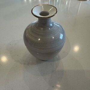 kate spade Elegant bud vase Charles Lane in camel